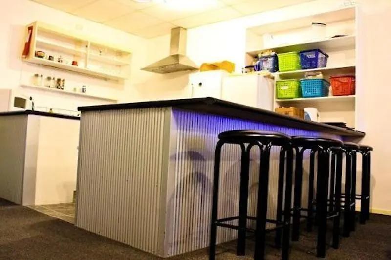 Eagles Nest Backpackers-1